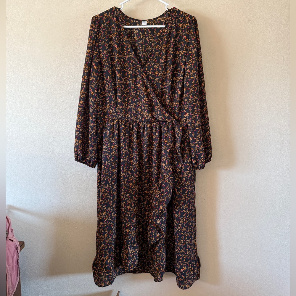 Old Navy Floral V-Neck Faux Wrap Midi Dress Size XL Ruffle Hem Whimsigoth